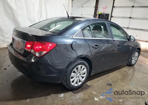 2011 Chevrolet Cruze Ls z USA, uszkodzony, nr VIN 1G1PC5SH1B7226721